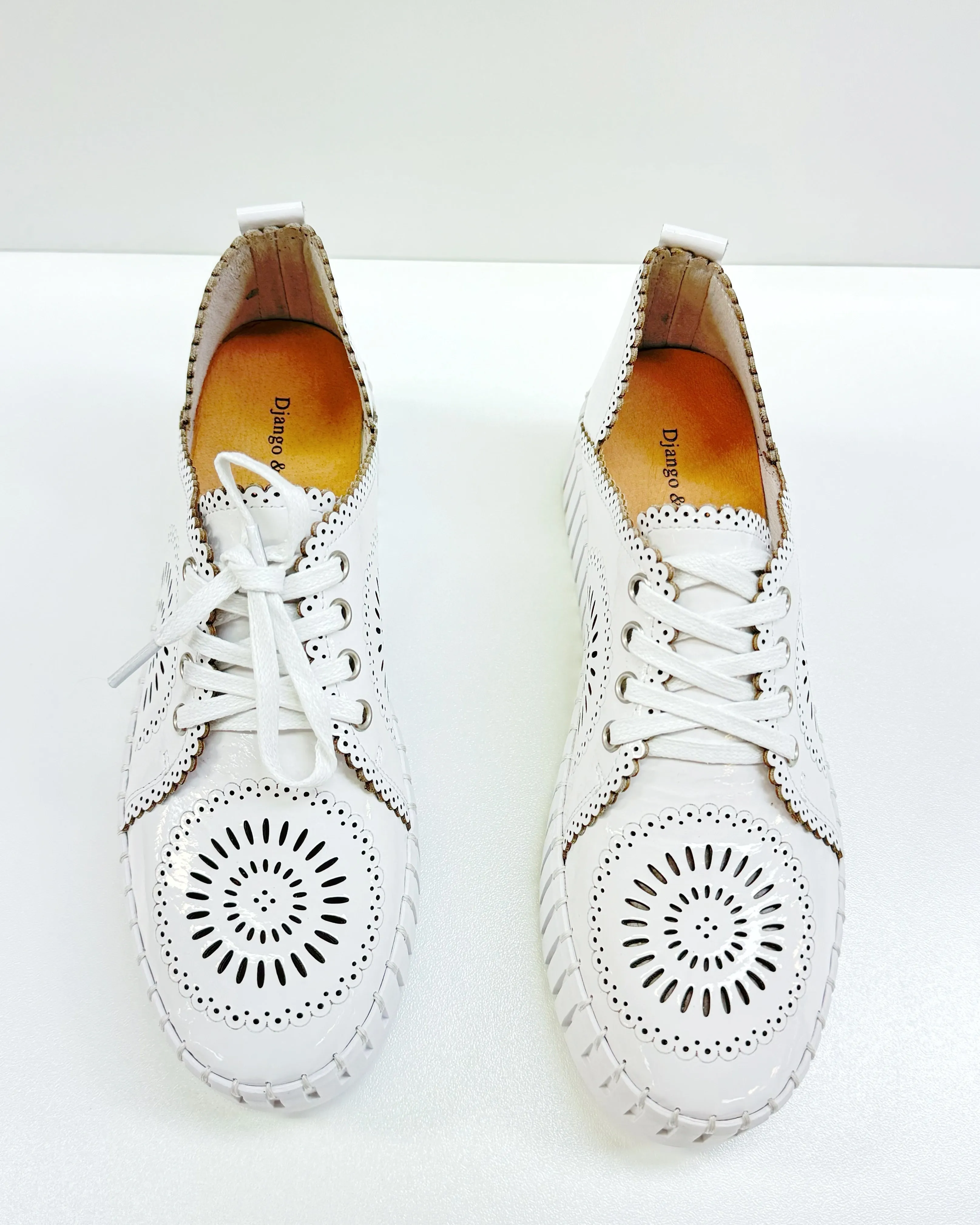 Bafia (White Patent)