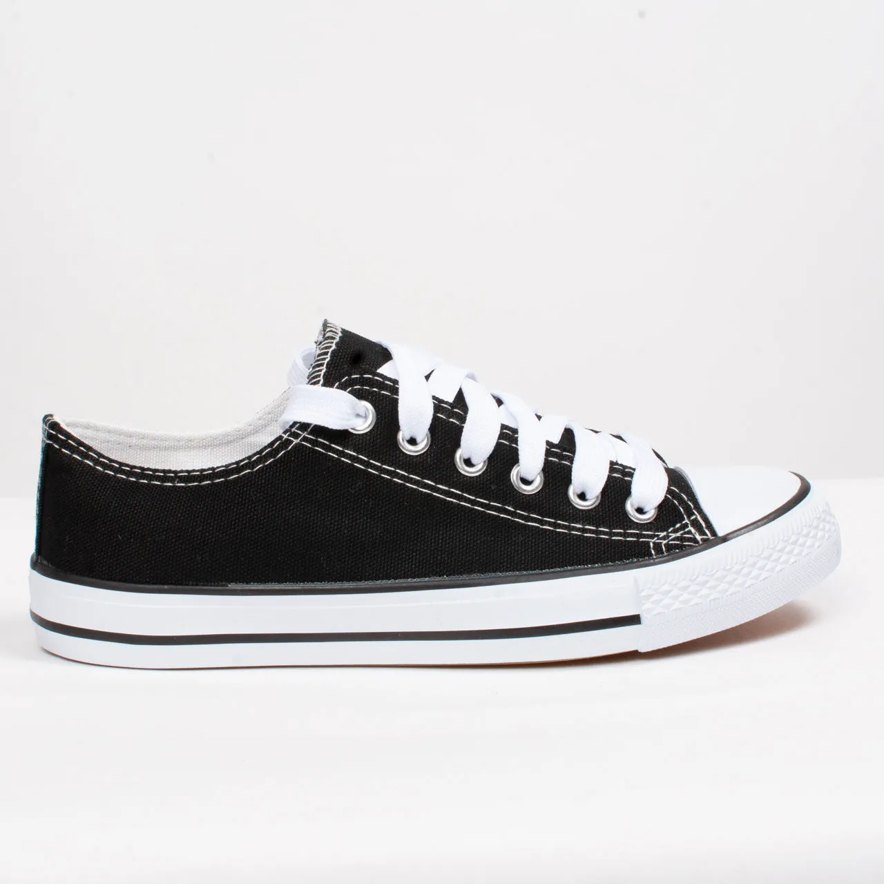 Connie Trainer | Black