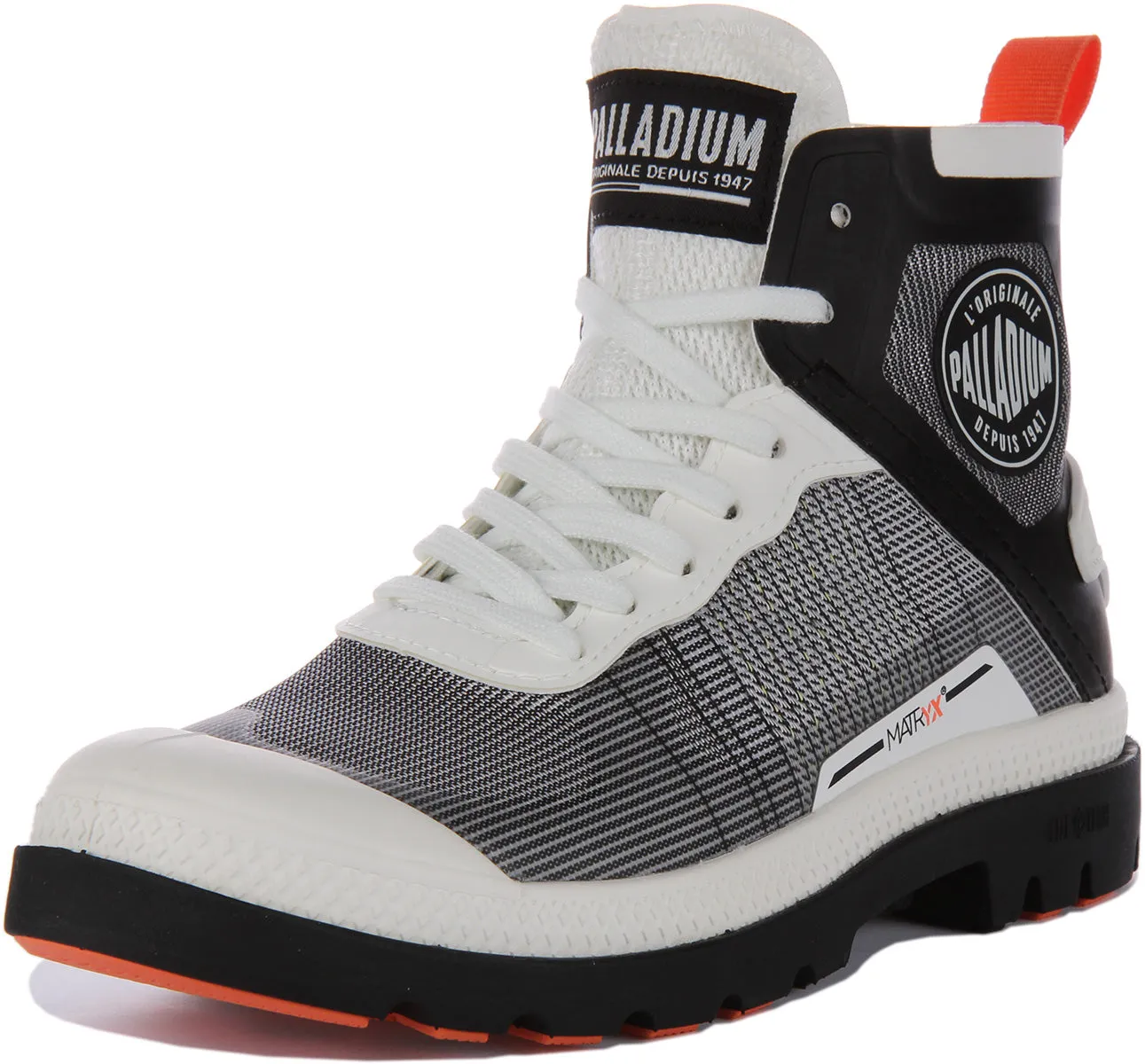 Palladium Pampa Lite In White Black